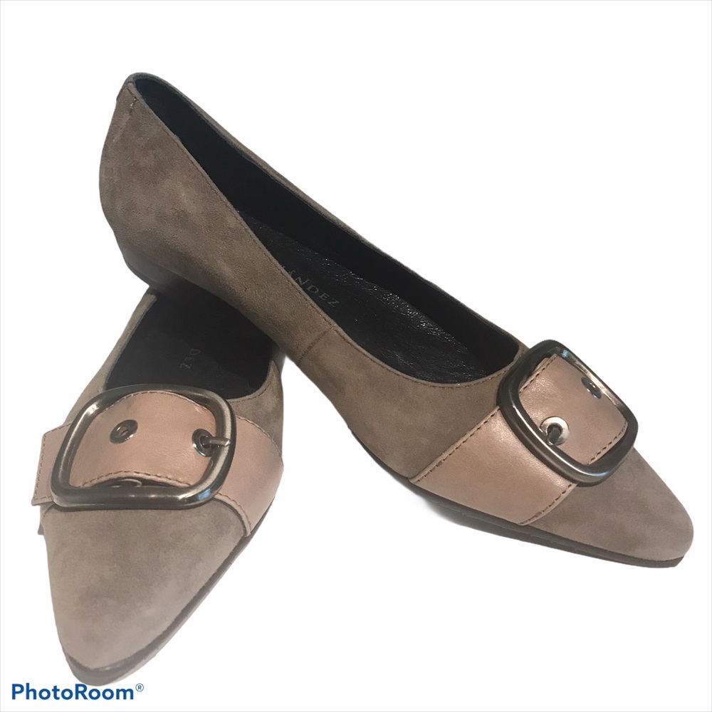 Jose Fernández leather flat shoes pointed toe buckle detail slip on si…